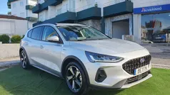 Cinza Usado 2023 Ford Focus Active | € 22.950 (Preço justo)