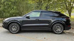 Azul Usado 2021 Porsche Cayenne SUV | € 85.700 (Preço justo)