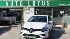 Branco Usado 2016 Renault Clio IV Zen | € 9.970 (Preço justo)