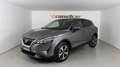 Usado Nissan Qashqai N-Connecta 190 HP (139 kW) 2024 Cinza antracite SUV