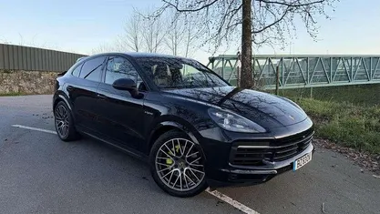 Usado Porsche Cayenne 462 HP (339 kW) 2020 SUV