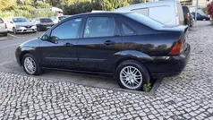 Preto Usado 2000 Ford Focus Sedan | € 2.200 (Preço justo)