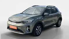 Verde Usado 2022 Kia Stonic SUV | € 16.240 (Preço justo)