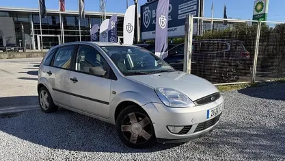 Usado Ford Fiesta 75 HP (55 kW) 2004 Citadino