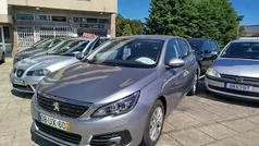 Cinza Usado 2018 Peugeot 308 Sedan | € 8.765 (Preço justo)