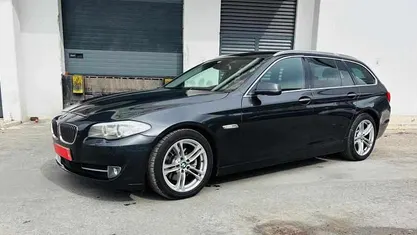 Cinzento Usado 2012 BMW 520 Carrinha | € 13.490 (Bom preço)