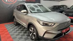 Cinzento Usado 2023 MG ZS Sedan | € 26.490 (Preço justo)