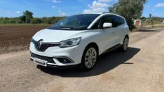 Branco Usado 2018 Renault Scénic IV Intens Monovolume | € 17.995 (Preço justo)