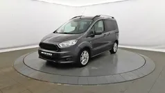 Cinzento Usado 2017 Ford Tourneo Courier Monovolume | € 12.500 (Preço justo)