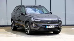 Cinzento Novo 2025 Volvo EX90 Ultra SUV | € 93.400 (Preço justo)
