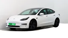 Branco Usado 2021 Tesla Model 3 Sedan | € 27.500 (Preço justo)