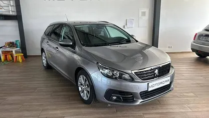 Cinzento Usado 2020 Peugeot 308 SW Carrinha | € 14.900 (Bom preço)