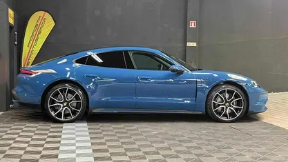 Usado Porsche Taycan 319 kW (435 HP) 2024 Sedan