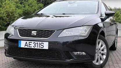 Usado Seat Leon ST 105 HP (77 kW) 2015 Preto Carrinha