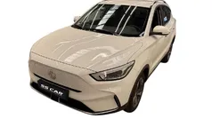 Branco Usado 2024 MG ZS Comfort Sedan | € 22.950 (Preço justo)