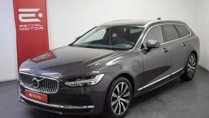 Cinzento Usado 2021 Volvo V90 Inscription Carrinha | € 39.900 (Preço justo)