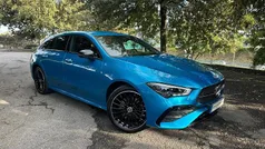 Azul Usado 2023 Mercedes CLA250e AMG line Sedan | € 37.990 (Preço justo)