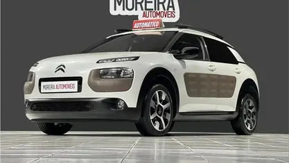 Usado Citroën C4 Cactus 92 HP (67 kW) 2015 Branco Citadino