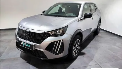 Usado Peugeot 2008 Style 100 HP (73 kW) 2024 Cinzento SUV