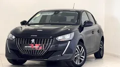 Preto Usado 2022 Peugeot 208 Allure Citadino | € 15.990 (Preço justo)
