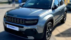 Cinzento Usado 2025 Jeep Avenger SUV | € 25.900 (Preço justo)
