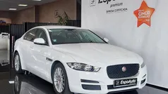 Branco Usado 2016 Jaguar XE Prestige Sedan | € 16.900 (Preço justo)