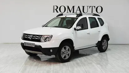 Usado Dacia Duster 110 HP (80 kW) 2016 Branco SUV