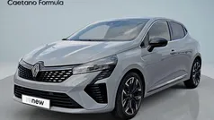 Cinzento Usado 2024 Renault Clio V | € 19.000 (Preço justo)