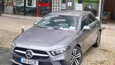 Cinzento Usado 2021 Mercedes A180 | € 25.750 (Bom preço)
