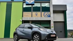 Cinzento Usado 2024 Toyota Aygo Citadino | € 17.950 (Preço justo)
