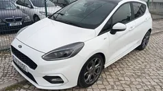 Branco Usado 2020 Ford Fiesta ST-Line Citadino | € 14.900 (Preço justo)