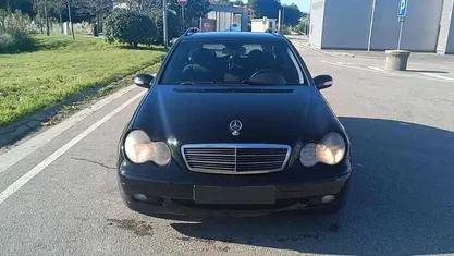 Preto Usado 2002 Mercedes C220 Carrinha | € 4.500 (Bom preço)