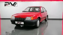 Usado 1988 Opel Kadett Sedan | € 3.990