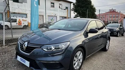 Usado Renault Mégane IV LIMITED 115 HP (84 kW) 2019