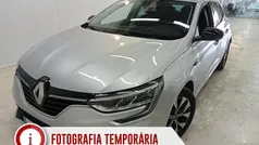 Usado 2022 Renault Mégane IV LIMITED Citadino | € 18.490 (Preço justo)