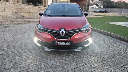 Usado Renault Captur 131 HP (96 kW) 2019 Vermelho SUV