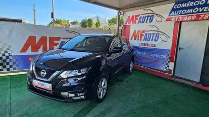 Usado Nissan Qashqai N-Connecta 110 HP (80 kW) 2019 Preto SUV
