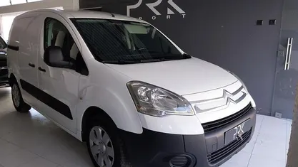 Usado Citroën Berlingo 90 HP (66 kW) 2011 Branco Monovolume