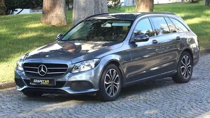 Usado Mercedes C200 136 HP (100 kW) 2017 Cinzento Carrinha
