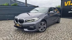 Cinza Usado 2021 BMW 116 Sport Line Citadino | € 21.750 (Preço justo)