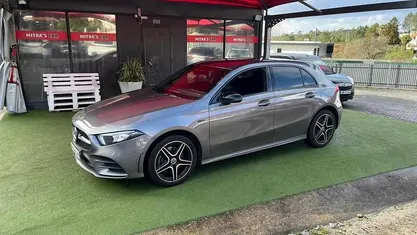 Cinzento Usado 2021 Mercedes A250 | € 26.950 (Preço justo)