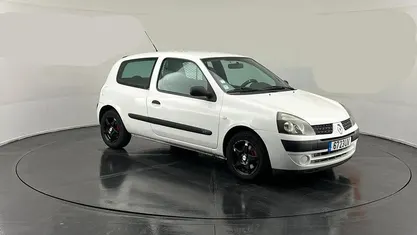 Branco Usado 2003 Renault Clio II Van | € 1.100 (Preço justo)