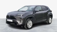 Cinza Usado 2024 Toyota Yaris Hybrid Comfort SUV | € 26.750 (Preço justo)