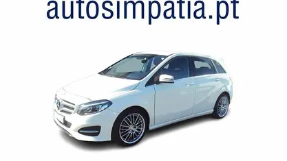 Branco Usado 2016 Mercedes B180 Monovolume | € 12.500 (Preço justo)