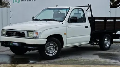 Usado Toyota HiLux 75 HP (55 kW) 1999 Branco Pickup