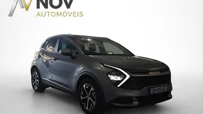 Cinza Usado 2024 Kia Sportage SUV | € 28.500 (Preço justo)