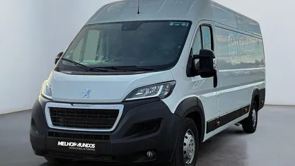 Usado Peugeot Boxer 140 HP (102 kW) 2021 Branco Van