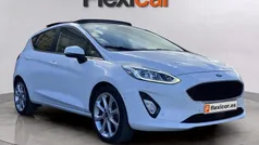 Branco Usado 2017 Ford Fiesta Titanium Citadino | € 13.990 (Preço justo)