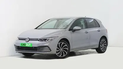 Usado VW Golf VIII 110 HP (80 kW) 2023 Cinzento