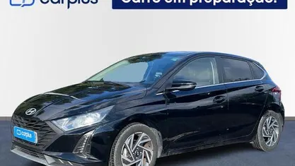 Usado 2023 Hyundai i20 Comfort Citadino | € 16.500 (Preço justo)